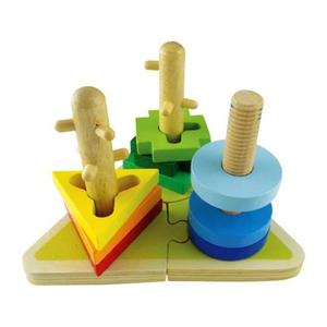 Színes fa mértani formakereső akadályokkal -fajáték 2 éveseknek